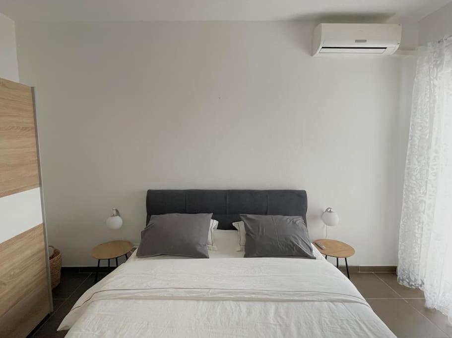 Appartement Mb - Logement 3 Chambres - Drage Esterno foto